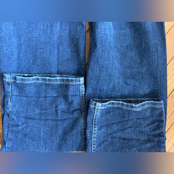 Kimes Ranch Sarah’s - Picture 5 of 7